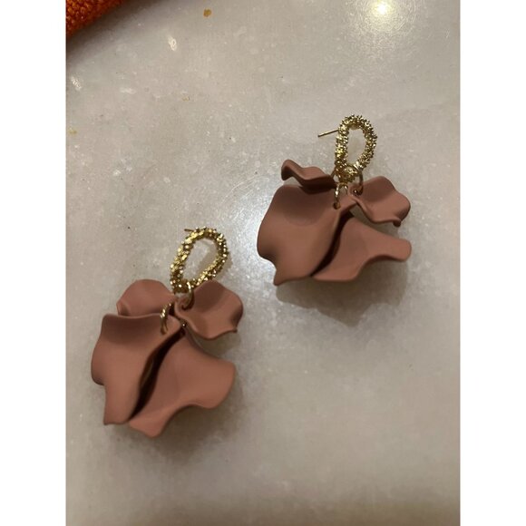 Light Brown Flower earring big chocolate long brown petal leaf earrings big gold - Picture 7 of 8
